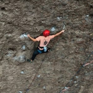 Escalada en roca por el día
