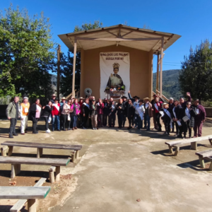 Grupo campesino en la celebración del Niño Dios de las Palmas